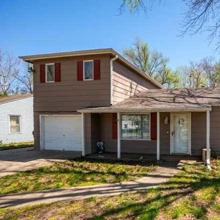 Buy this 3 bed house on 2620 Southwest Morningside Road in Topeka, KS 66614