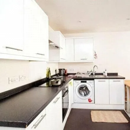 Image 3 - Rhian Place, Hanham Road, Bristol, BS15 8PH, United Kingdom - Apartment for sale