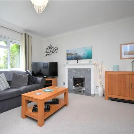 Image 4 - The Cleavers, Burbage, SN8 3TH, United Kingdom - House for sale