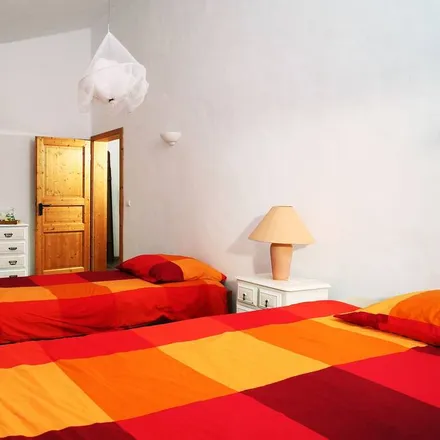 Rent this 2 bed house on 8300-037 Distrito de Évora