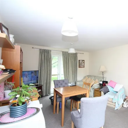 Image 3 - unnamed road, Harlow, CM20 1AS, United Kingdom - Apartment for rent