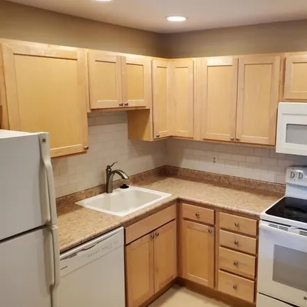 Buy this 2 bed condo on 1680 Four Oaks Road in Eagan, MN 55121