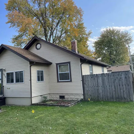 Buy this 2 bed house on 1915 3rd Street in Fort Wayne, IN 46808