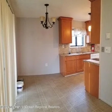Image 5 - unnamed road, Manalapan Township, NJ 07751, USA - House for rent