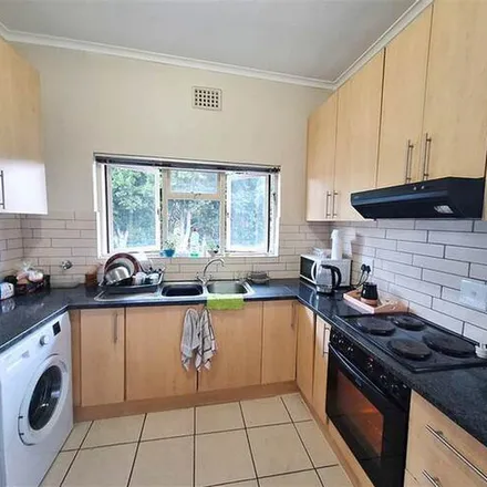 Rent this 1 bed apartment on unnamed road in Kenilworth, Cape Town