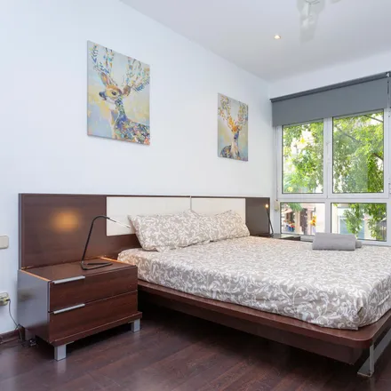 Rent this 4 bed apartment on Carrer del Rosselló in 362, 08025 Barcelona