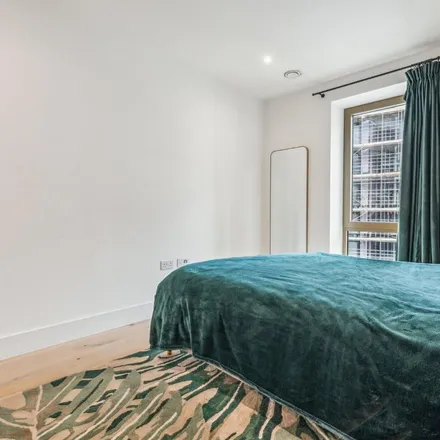 Image 4 - unnamed road, Strand-on-the-Green, London, TW8 0SL, United Kingdom - Apartment for rent