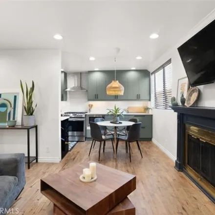 Image 1 - El Proyecto, Alley 80356, Los Angeles, CA 91402, USA - Townhouse for sale