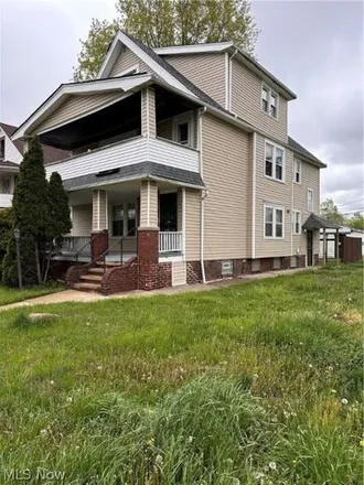 Image 2 - 965 East 140th Place, Cleveland, OH 44110, USA - House for sale