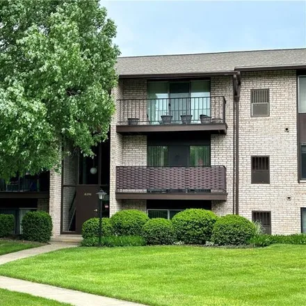 Buy this 2 bed condo on Meadow Lane in Middleburg Heights, OH 44130