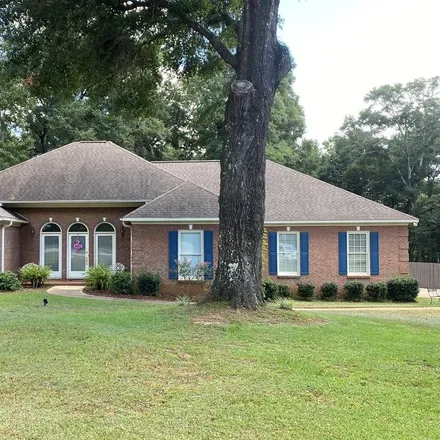 Buy this 4 bed house on 314 Stonegate Drive in Pine Ridge Estates, Dothan