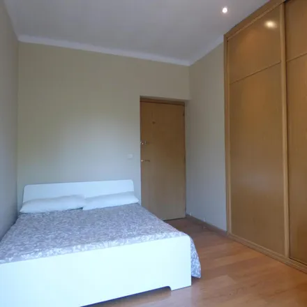 Rent this 2 bed apartment on Madrid in Paseo de la Castellana, 286