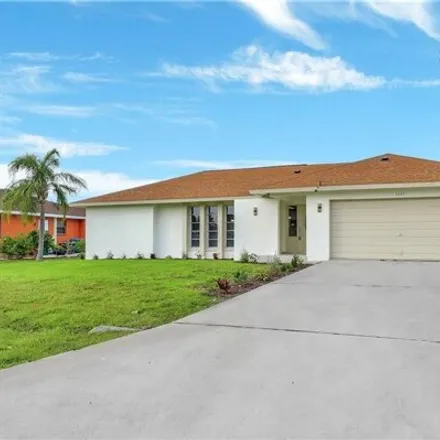 Image 1 - 1671 Southeast 20th Street, Cape Coral, FL 33990, USA - House for sale