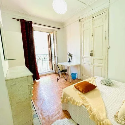 Image 1 - Wok, Plaza Segovia Nueva, 28005 Madrid, Spain - Room for rent