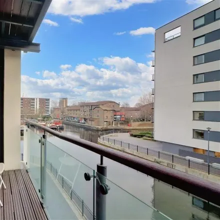Rent this 2 bed apartment on 297 Boardwalk Place in London, E14 5SH
