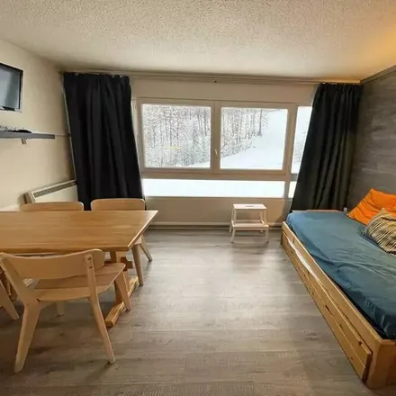 Rent this 1 bed apartment on 05290 Puy-Saint-Vincent