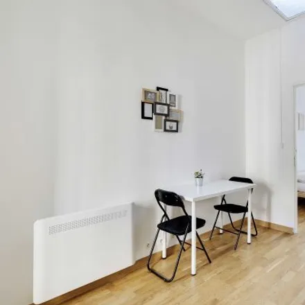 Rent this studio apartment on 35 Rue Jean Jaurès in 92300 Levallois-Perret, France