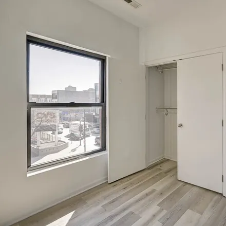 Image 4 - 5200 N Broadway, Unit 3E - Apartment for rent