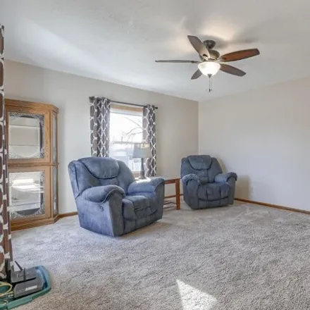 Image 6 - 1720 South 5th Street, Beatrice, NE 68310, USA - House for sale