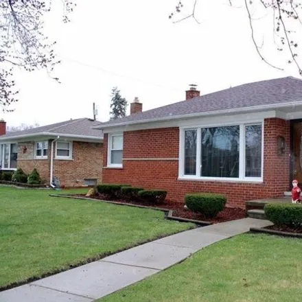 Buy this 3 bed house on 4218 23rd Street in Wyandotte, MI 48192