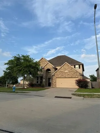 Rent this 4 bed house on 9107 Basin Ridge Ln in Richmond, Texas