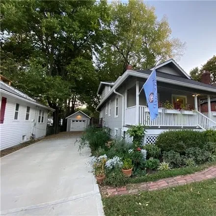 Buy this 2 bed house on 711 West 76th Terrace in Kansas City, MO 64114