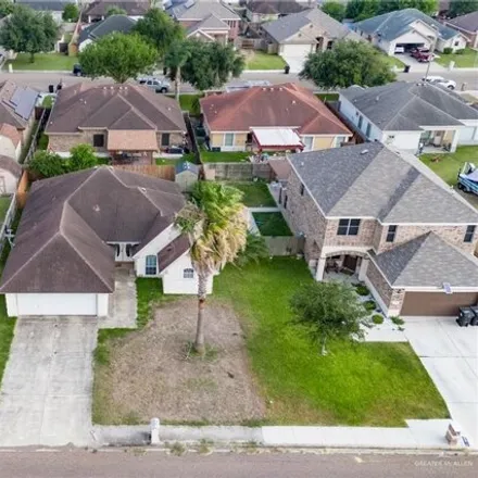 Image 4 - 1904 Water Willow Dr, Weslaco, Texas, 78596 - House for sale