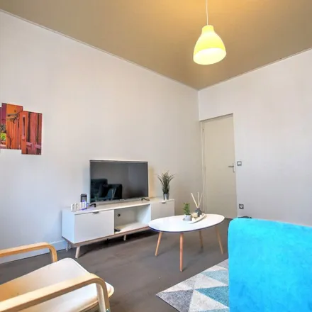 Rent this 2 bed apartment on 18 Rue de la Quintaine in 45200 Montargis, France