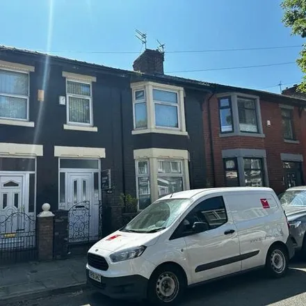 Buy this 3 bed townhouse on Devonfield Road in Liverpool, L9 3BQ