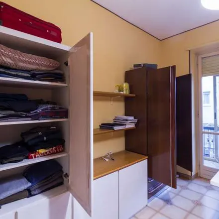 Image 8 - Via Quarto dei Mille, 32, 10142 Turin Torino, Italy - Apartment for rent