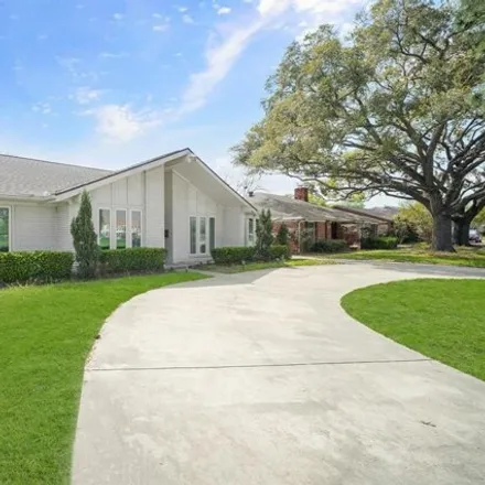 Image 1 - 6215 South Braeswood Boulevard, Houston, TX 77074, USA - House for rent