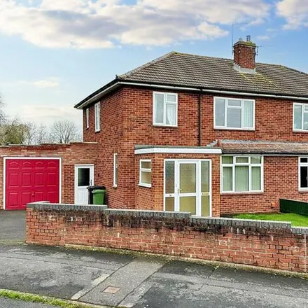 Buy this 3 bed duplex on Quarry Road in Hereford, HR1 1ST