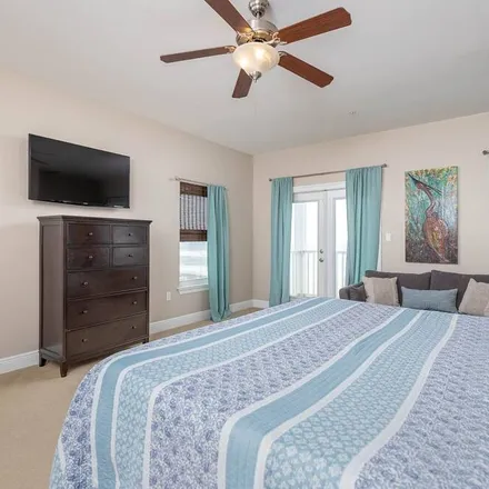 Rent this 4 bed house on Orange Beach
