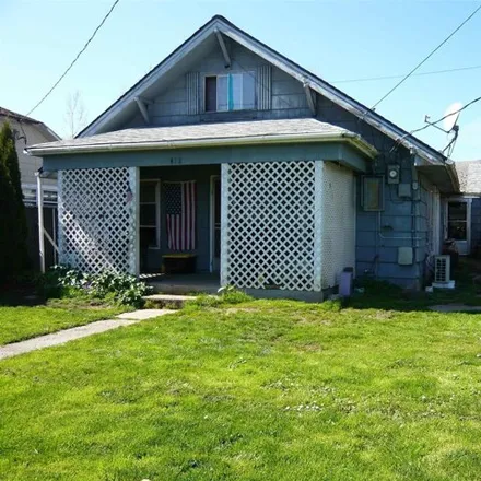 Buy this 3 bed house on Ackerman @ Monmouth Ave in Ackerman Street West, Monmouth