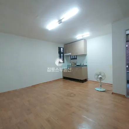 Rent this studio apartment on 서울특별시 도봉구 방학동 644-20