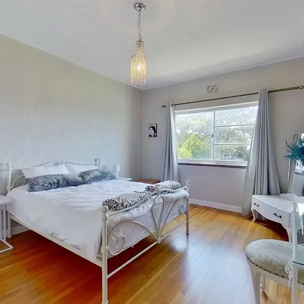 Image 3 - Lifestyles on Kloof, Park Road, Cape Town Ward 115, Cape Town, 8001, South Africa - Apartment for rent