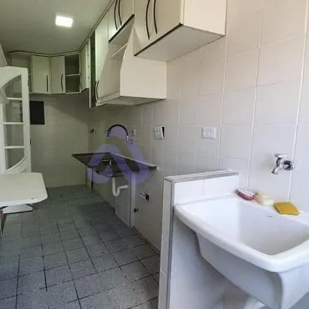 Buy this 2 bed apartment on Rua Ríbeira do Amparo in Ermelino Matarazzo, São Paulo - SP