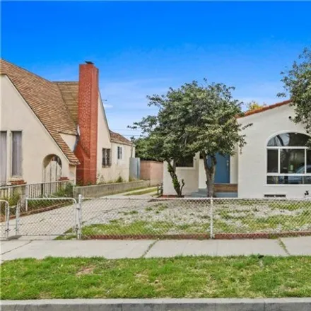 Buy this 2 bed house on 1280 West G Street in Los Angeles, CA 90744
