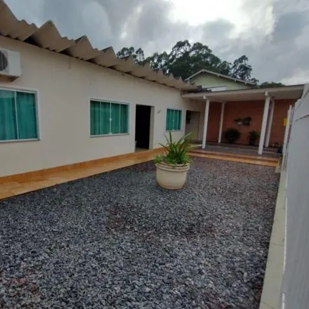 Buy this 3 bed house on Rua Alice Ferreira dos Santos 551 in Badenfurt, Blumenau - SC