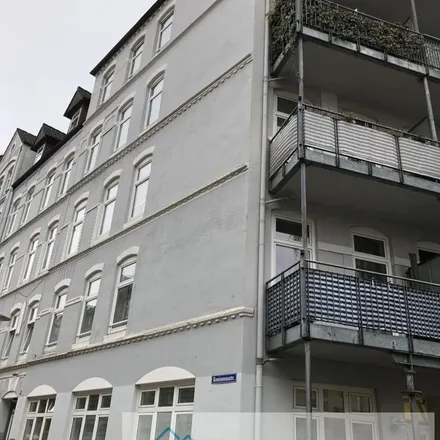 Rent this 3 bed apartment on Gneisenaustraße 12 in 24105 Kiel, Germany