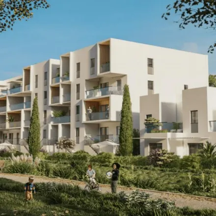 Image 4 - 24 Avenue de Fontcouverte, 84000 Avignon, France - Apartment for rent