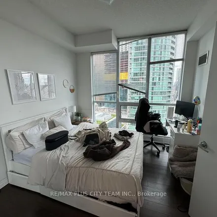 Rent this 2 bed apartment on Pinnacle Centre in Lake Shore Boulevard West, Old Toronto