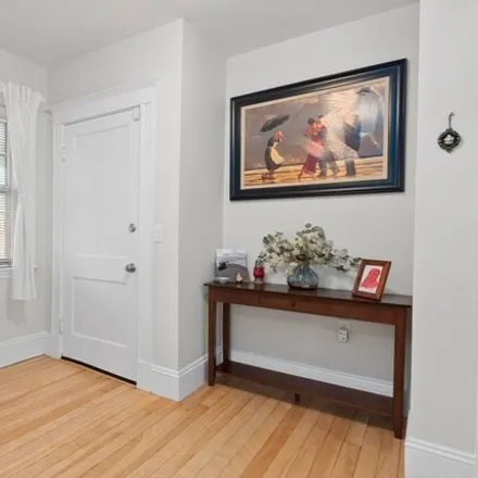 Image 5 - 12 Highland Avenue, Arlington, MA 02476, USA - Condo for sale