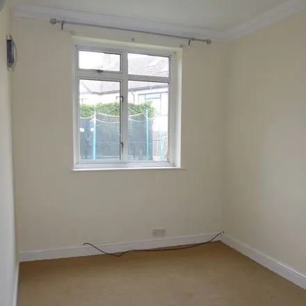 Image 4 - 4 The Harebreaks, North Watford, WD24 6NQ, United Kingdom - Apartment for rent