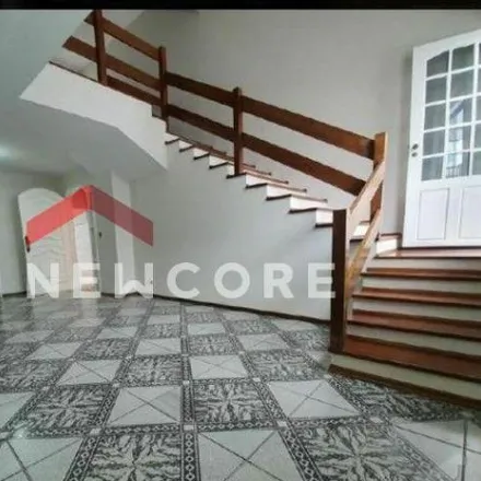 Buy this 2 bed house on Rua Petrogrado in Jardim Santo Alberto, Santo André - SP
