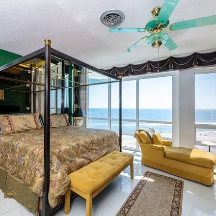 Rent this 3 bed condo on Ormond Beach