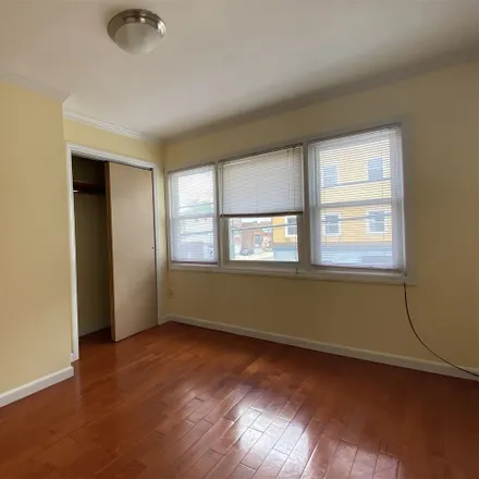 Image 6 - 75 Hutton Street, Jersey City, NJ 07307, USA - Townhouse for rent