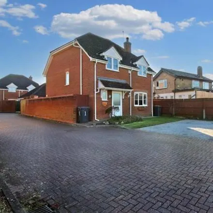Buy this 3 bed house on Hyde Close in Shefford, SG17 5FB