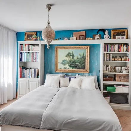 Rent this 3 bed apartment on Nieuwe Fellenoord 37 in 5612 KB Eindhoven, Netherlands
