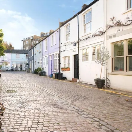 Rent this 3 bed house on 20 Pembridge Mews in London, W11 3EQ